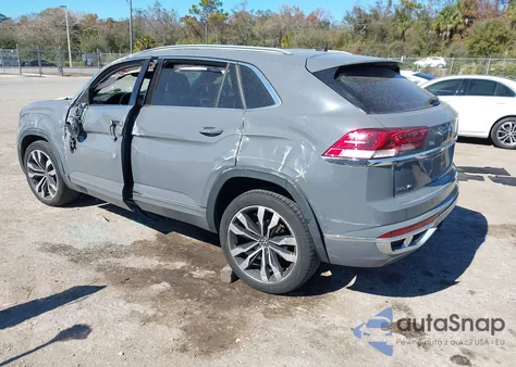 2021 Volkswagen Atlas Cross Sport 3.6L V6 Sel Premium R-Line z USA, uszkodzony, nr VIN 1V2FE2CA3MC213720